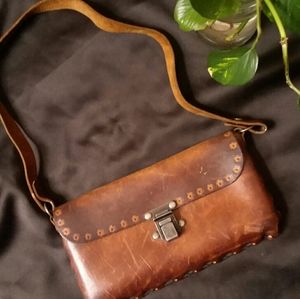 Vintage leather shoulder bag